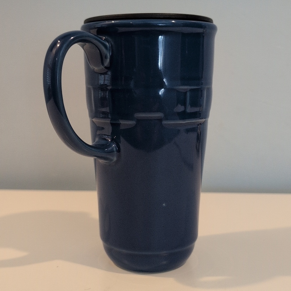 Longaberger Ceramic Woven Traditions Cornflower Blue Travel Mug With Lid - Picture 14 of 16